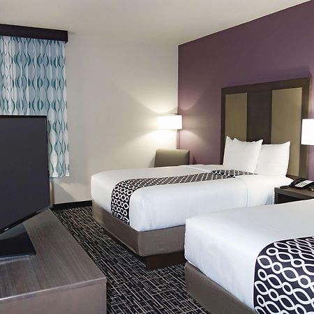 La Quinta By Wyndham Pampa Hotel Kültér fotó