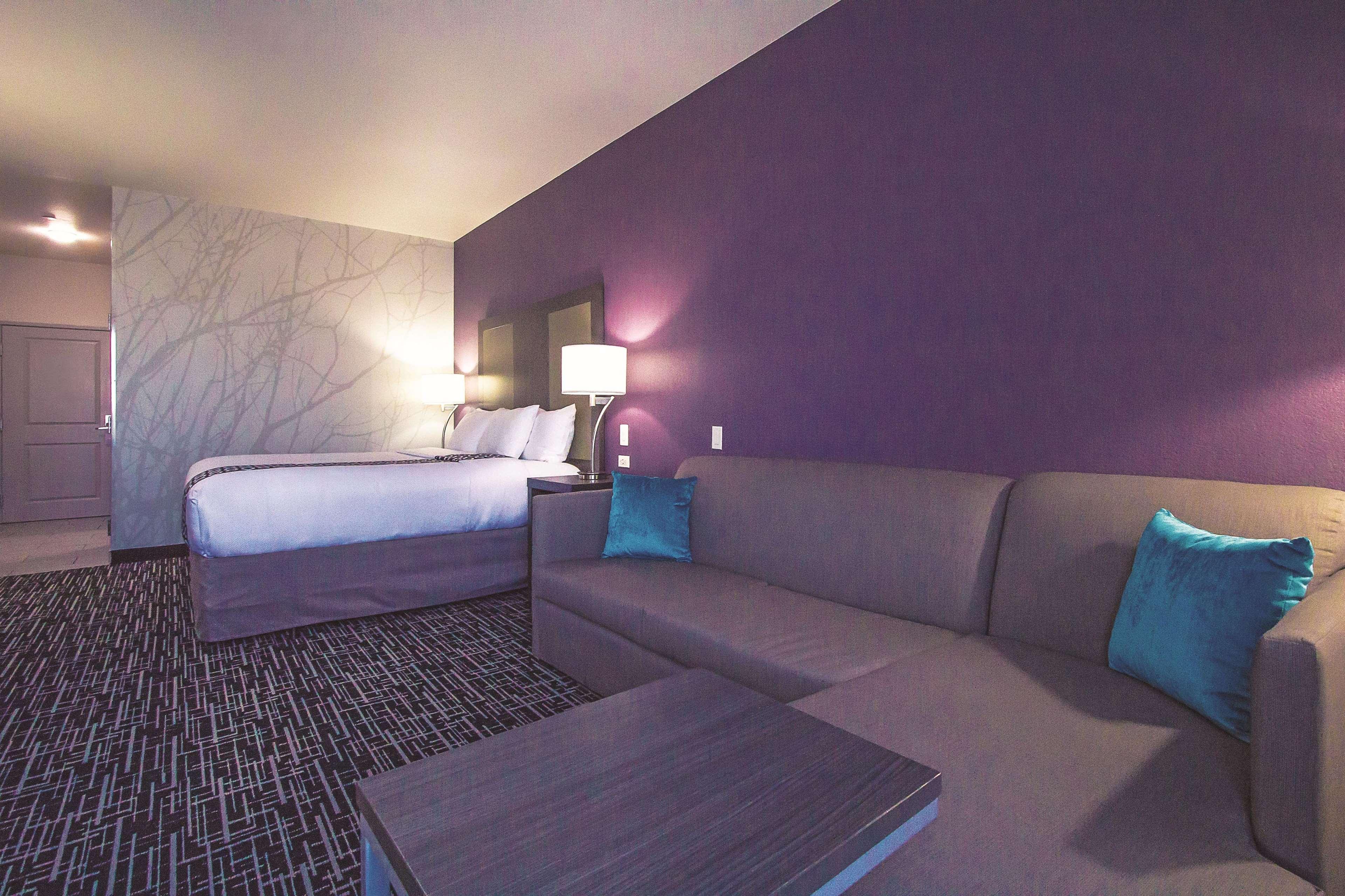 La Quinta By Wyndham Pampa Hotel Kültér fotó