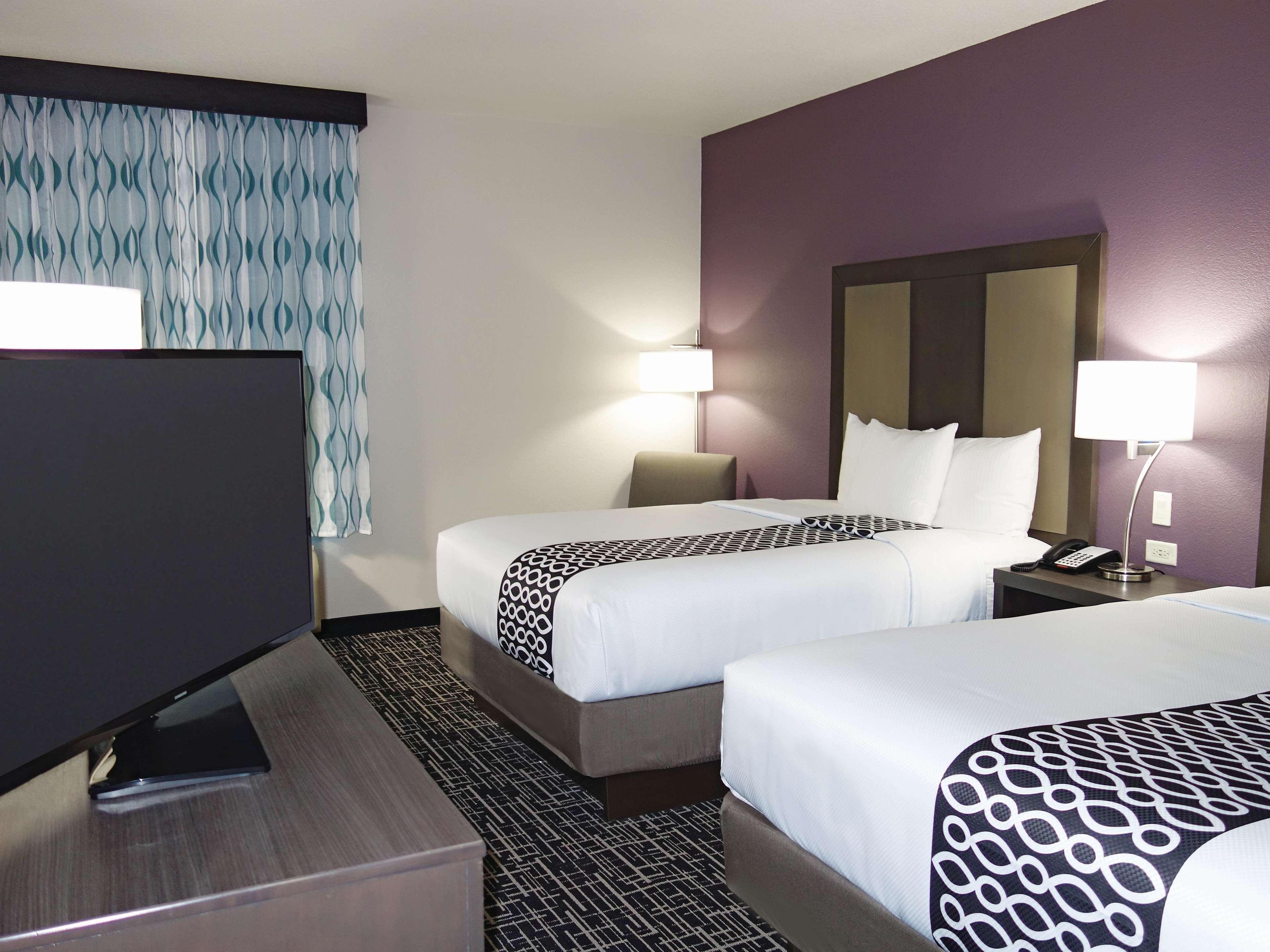 La Quinta By Wyndham Pampa Hotel Kültér fotó