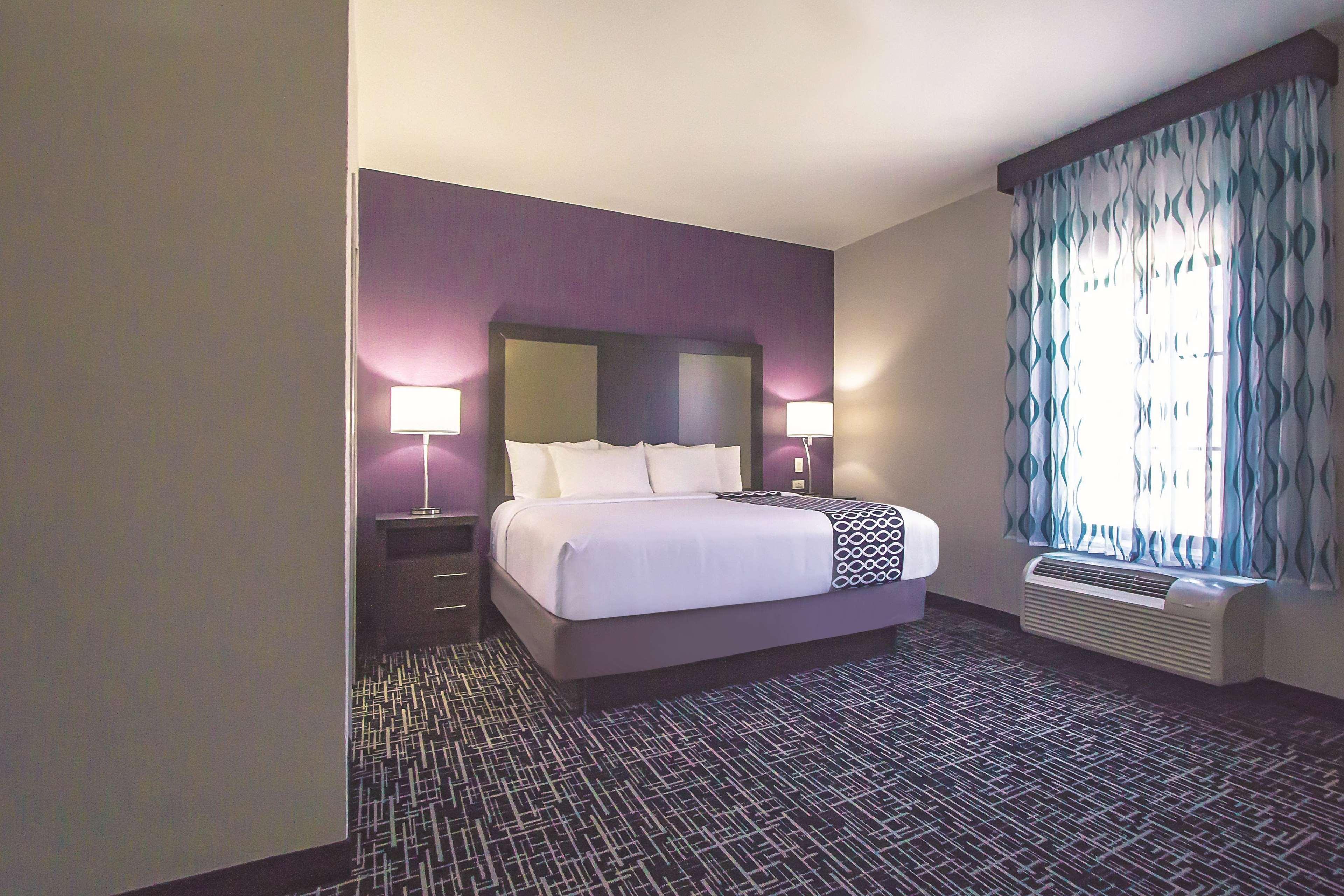 La Quinta By Wyndham Pampa Hotel Kültér fotó