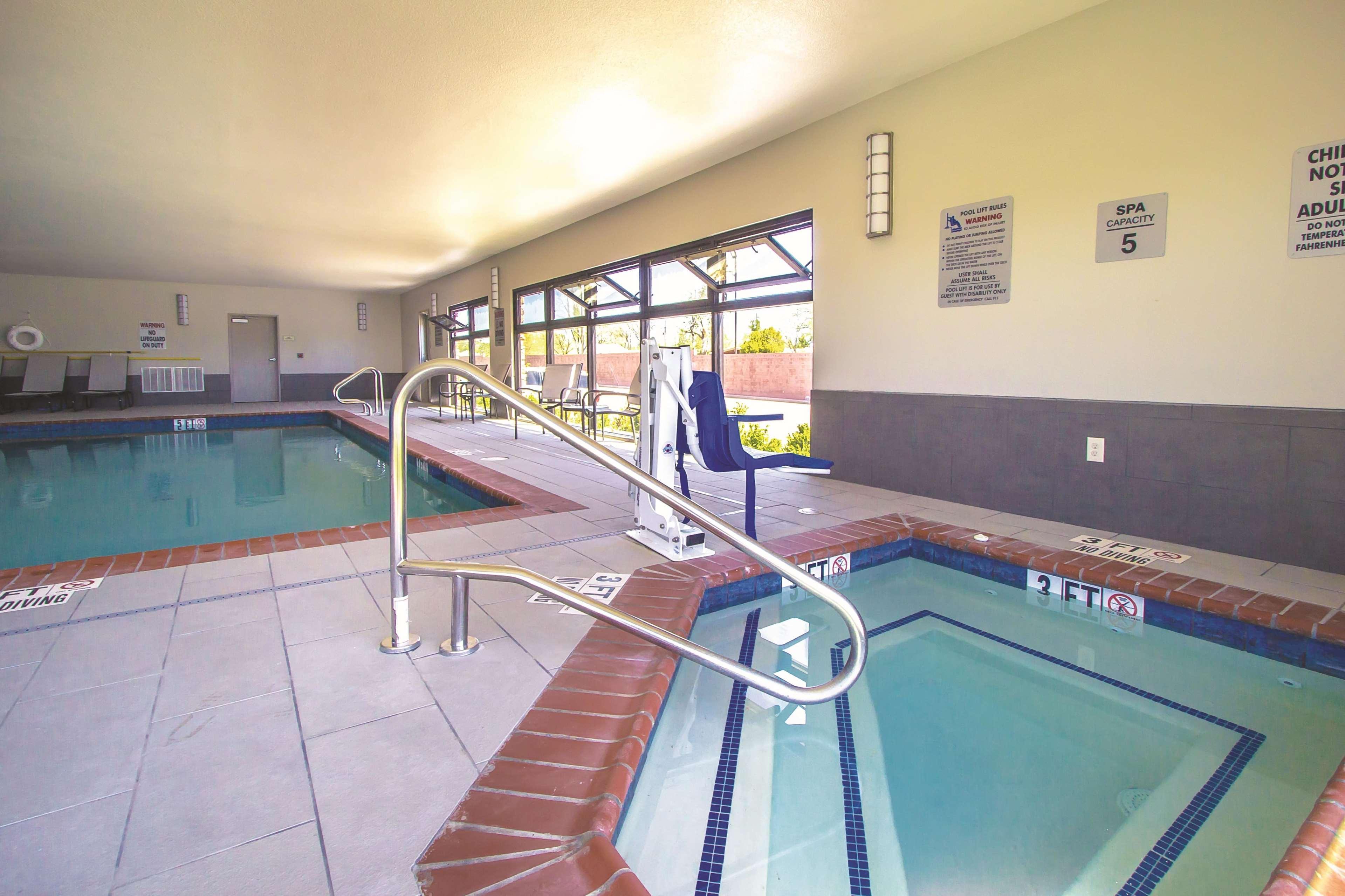 La Quinta By Wyndham Pampa Hotel Kültér fotó