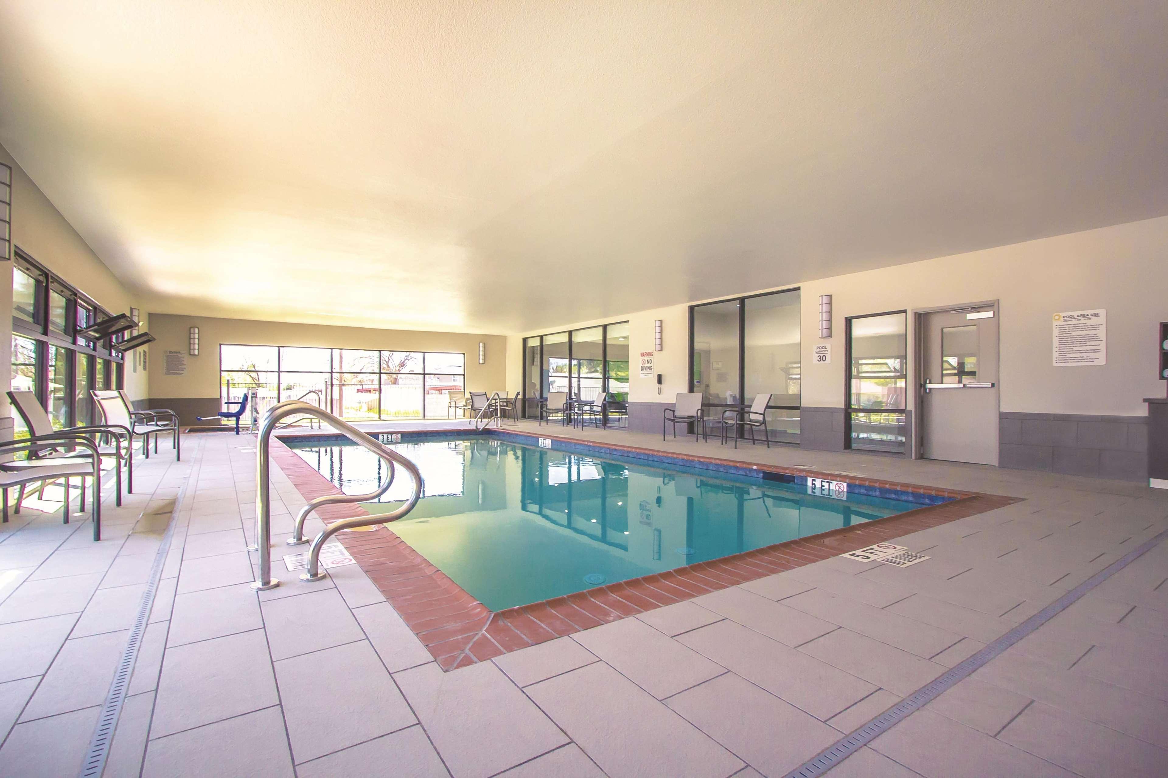La Quinta By Wyndham Pampa Hotel Kültér fotó