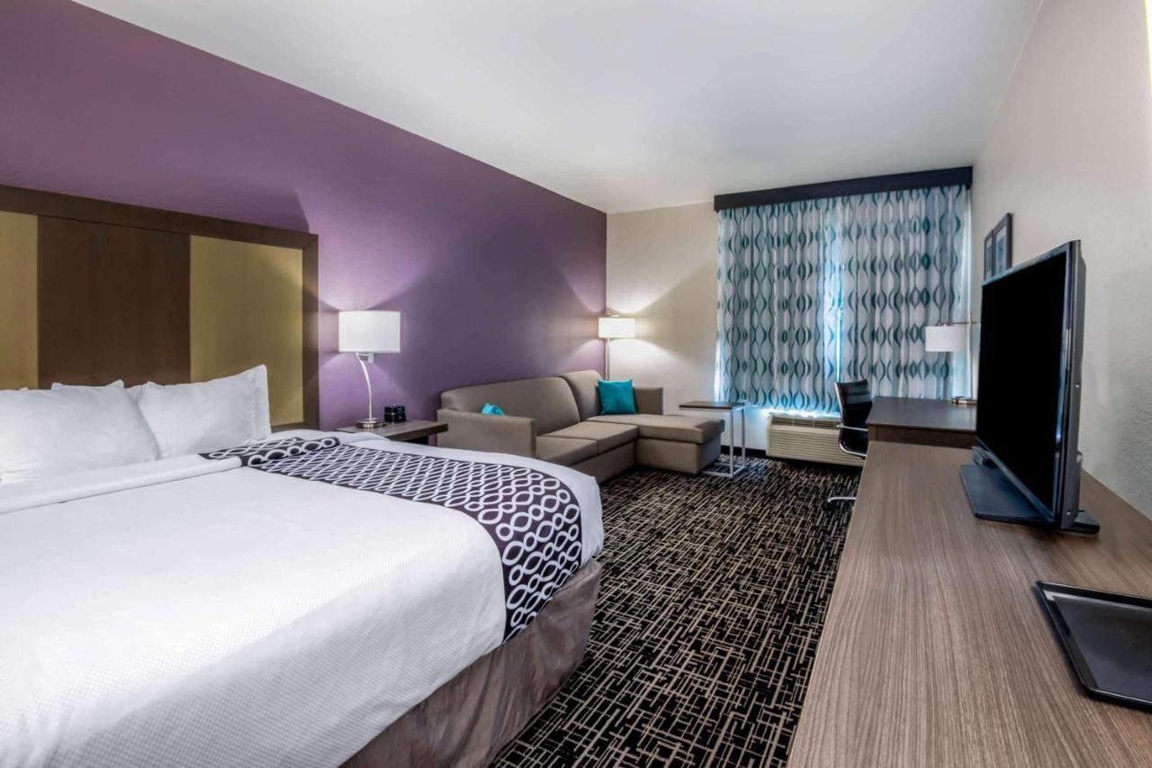 La Quinta By Wyndham Pampa Hotel Kültér fotó